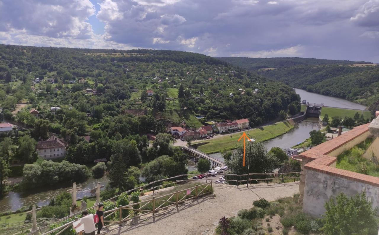 Apartman Pod Hradem Apartment Znojmo Exterior photo